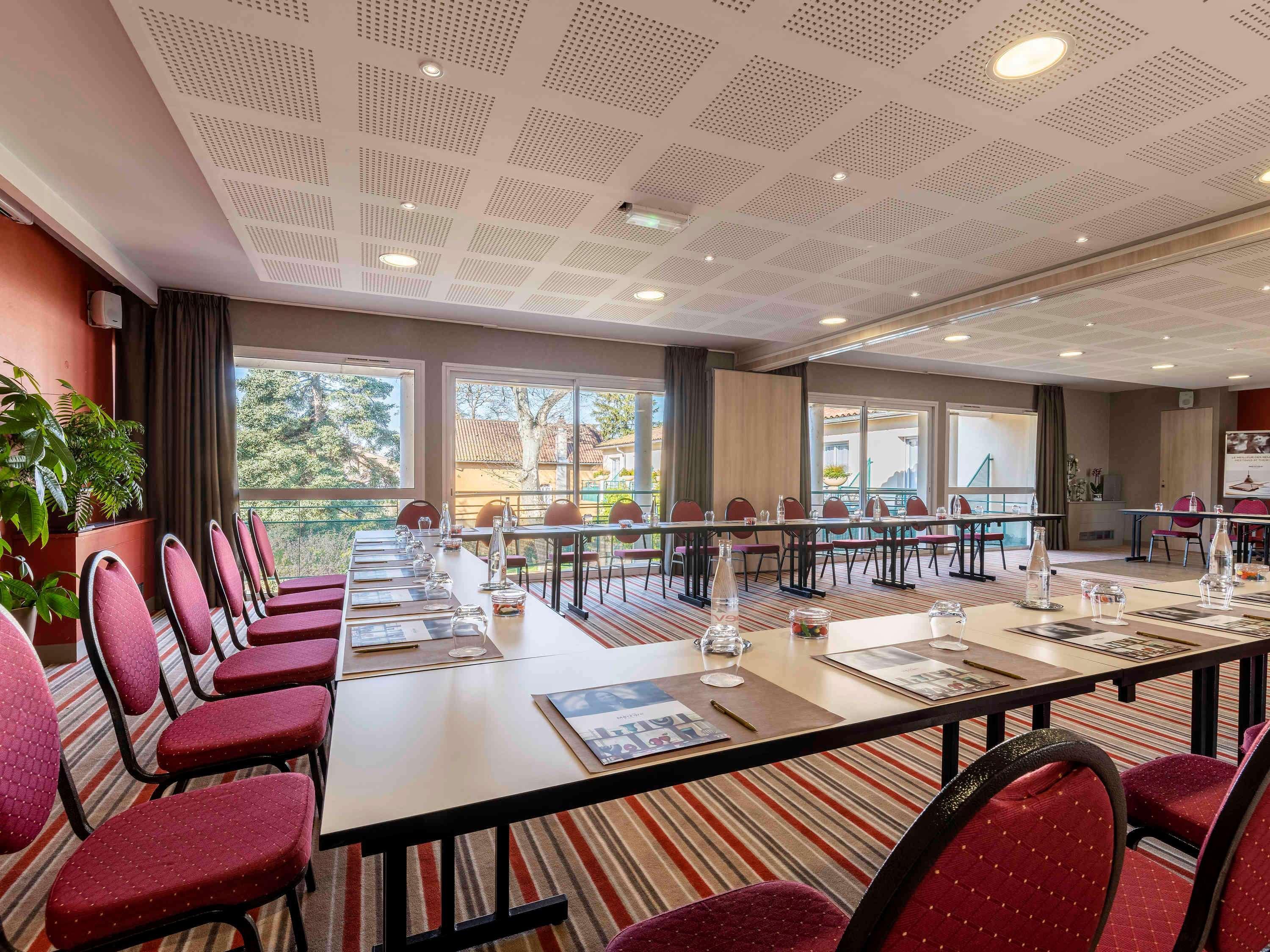 Mercure Castres L'Occitan Exterior foto